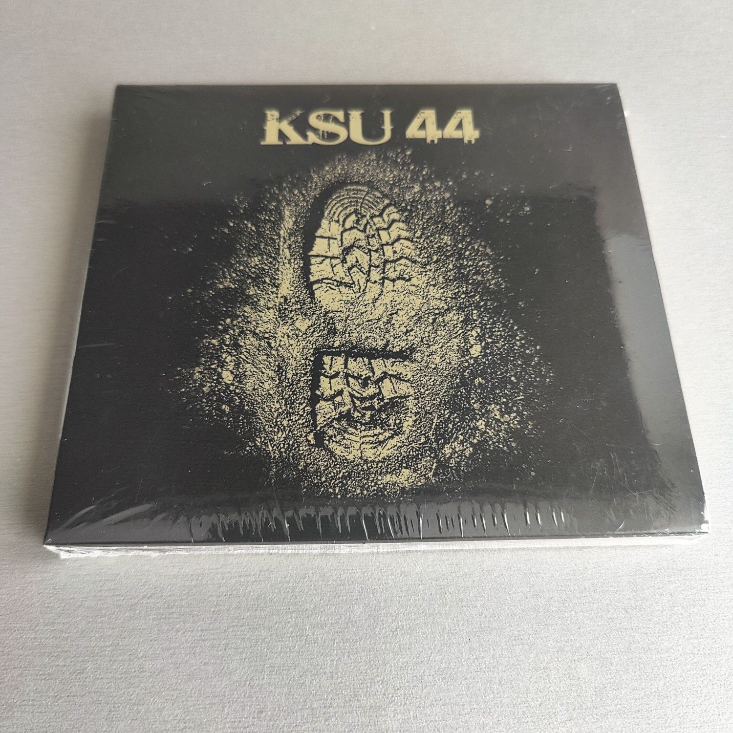 KSU 44 CD + BLU-RAY folia koncert 40-LECIE