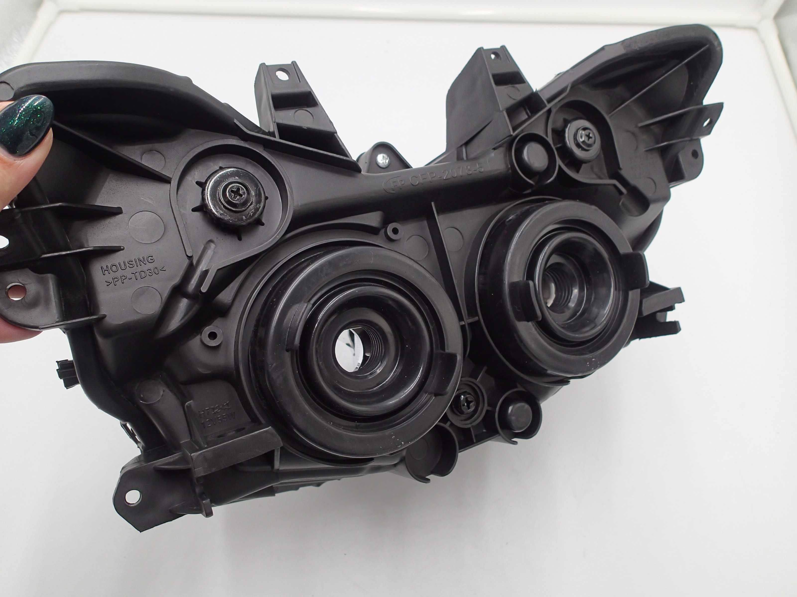 KAWASAKI Z1000 od 10-13r,  Z 1000 reflektor lampa nowa