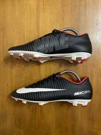 Футбольные бутсы Nike Mercurial