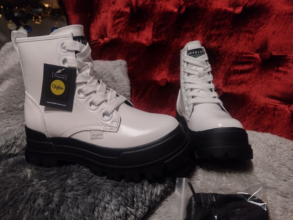 Buffalo rozmiar 39