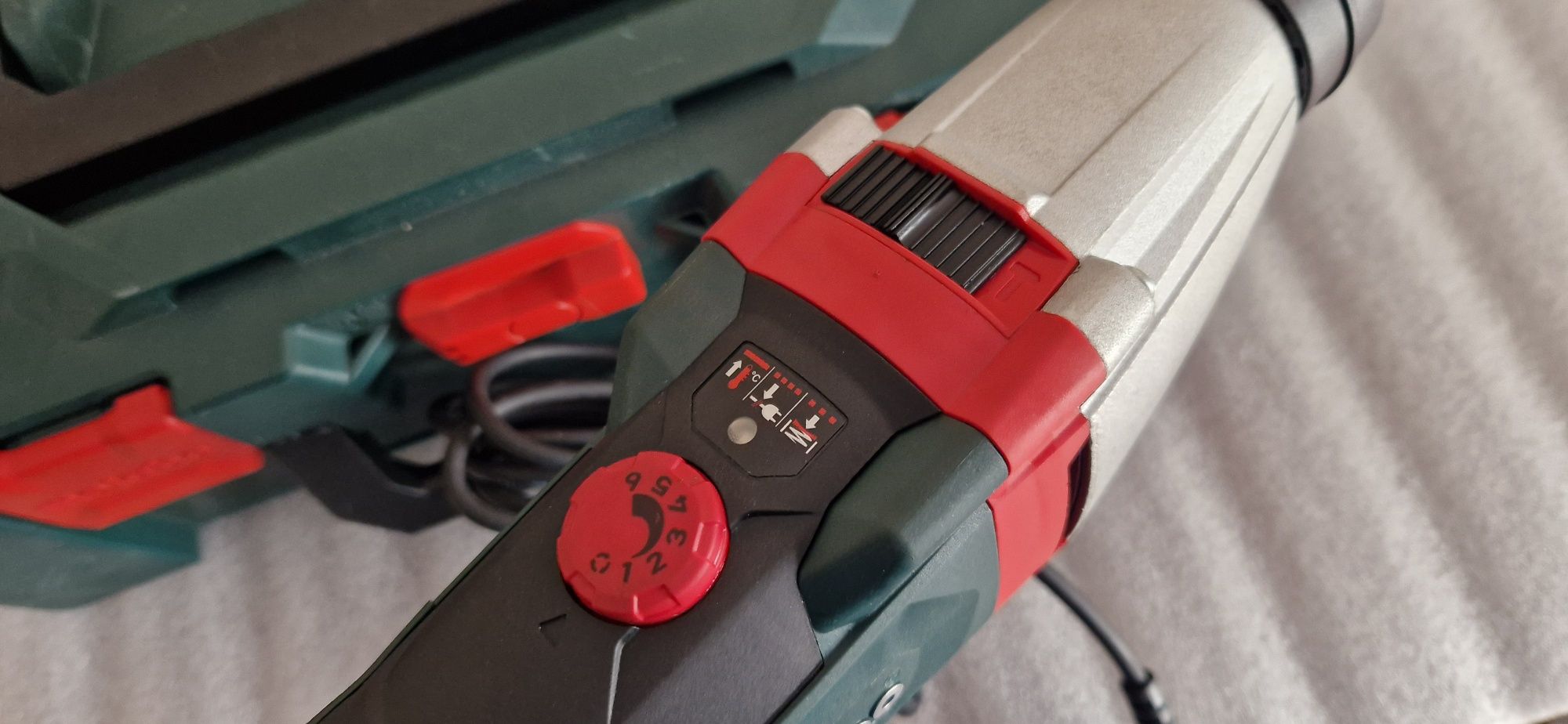 Metabo SBEV 1300-2 S młotowiertarka sieciowa 230V