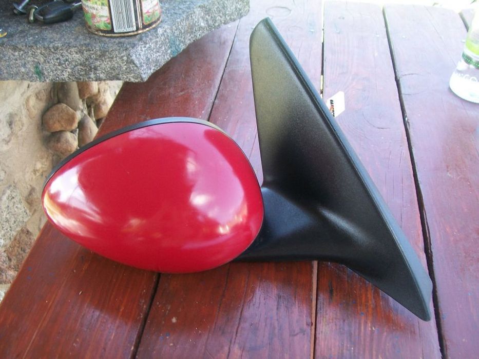 Lusterko prawe Alfa 147 5 pinów 130B/B Rosso europa