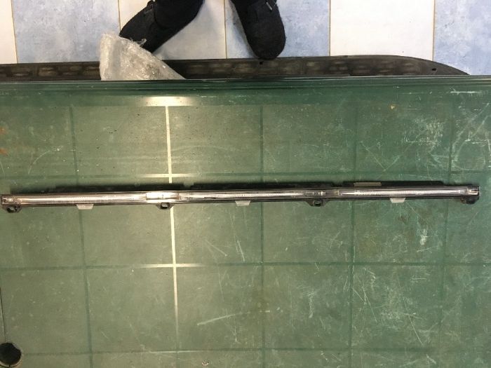 MB A1669061001 подсветка порога