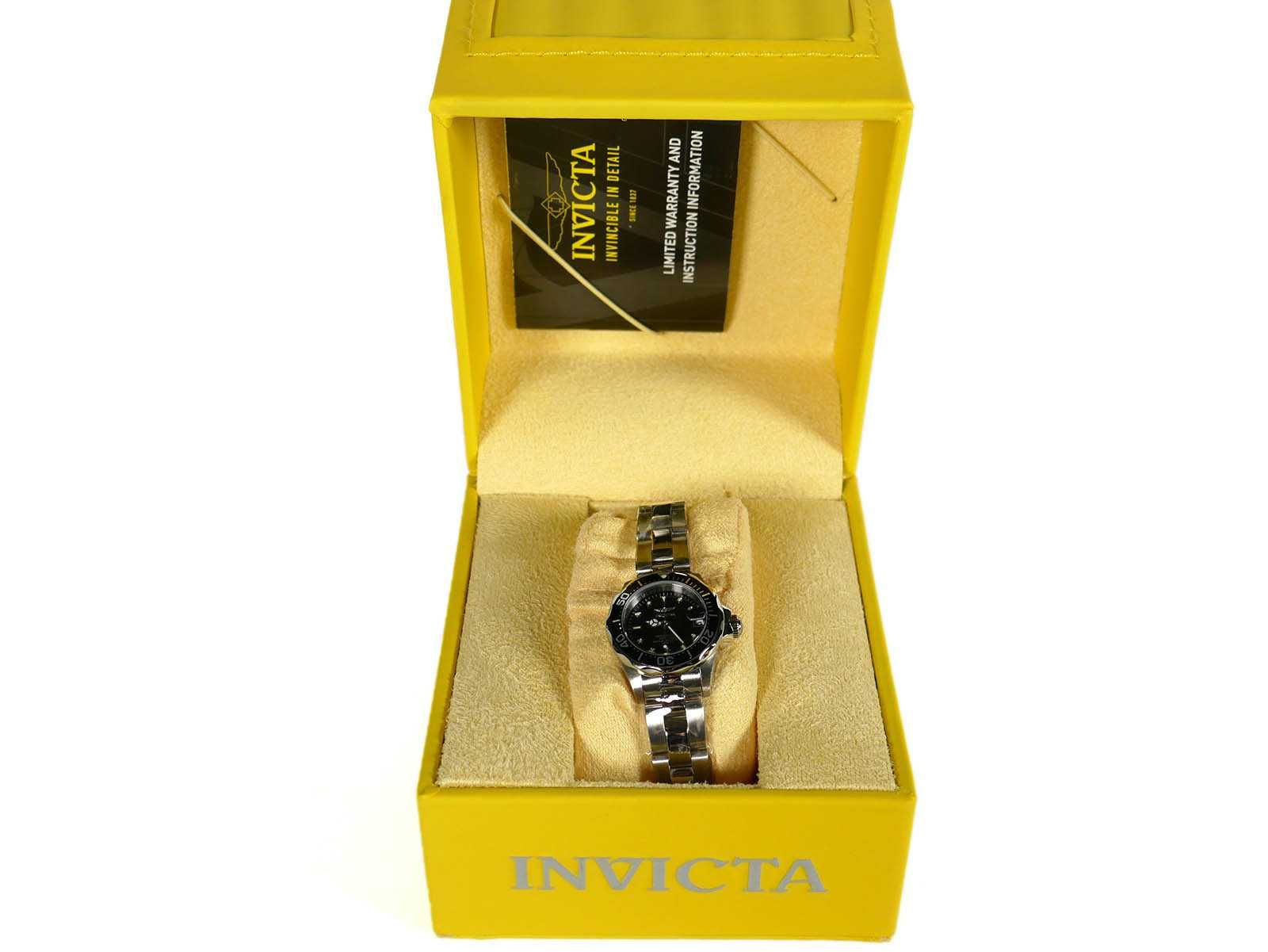 Часы женские Invicta 8939 Pro Diver с черным циферблатом