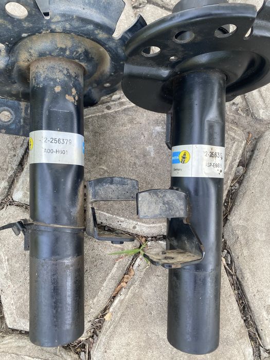 Продам армотизатор передний BILSTEIN Германия