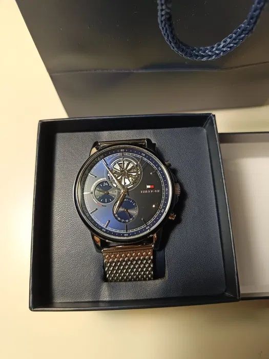 Relógio Tommy Hilfiger como novo