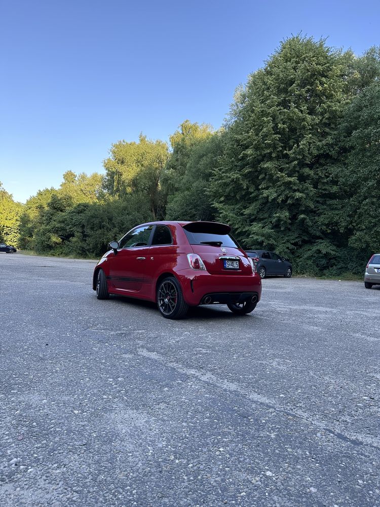 Fiat 500 Abarth 180km