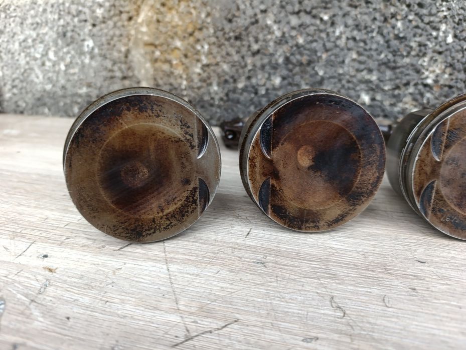 Шатун поршень 1.8 16V X18XE Opel Zafira Vectra Astra вектра Астра