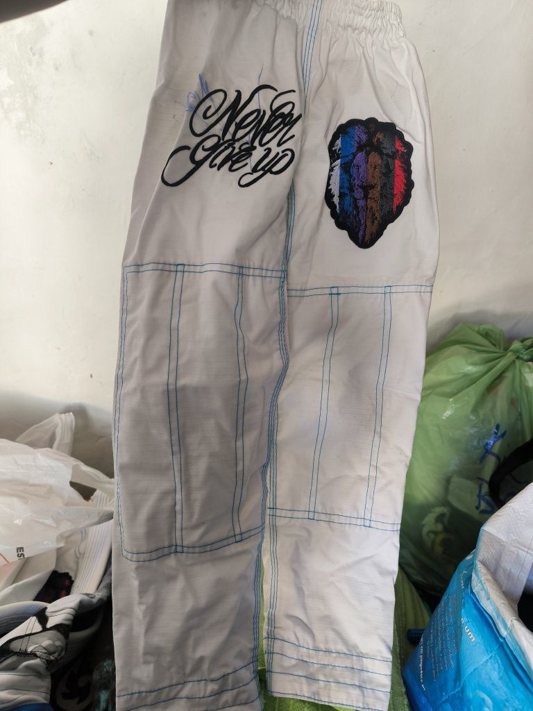 Kimono jiujitsu criança