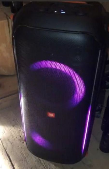 coluna jbl grande