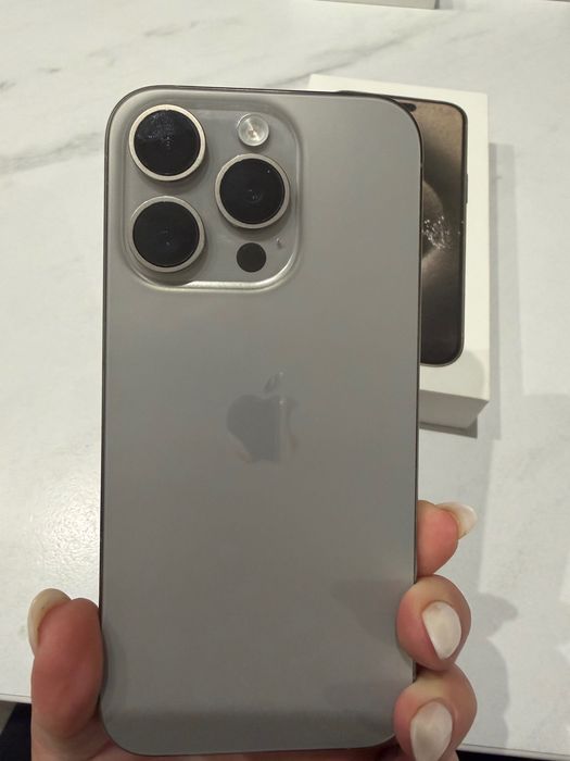 iPhone 15 pro szary 128 GB, stan idealny