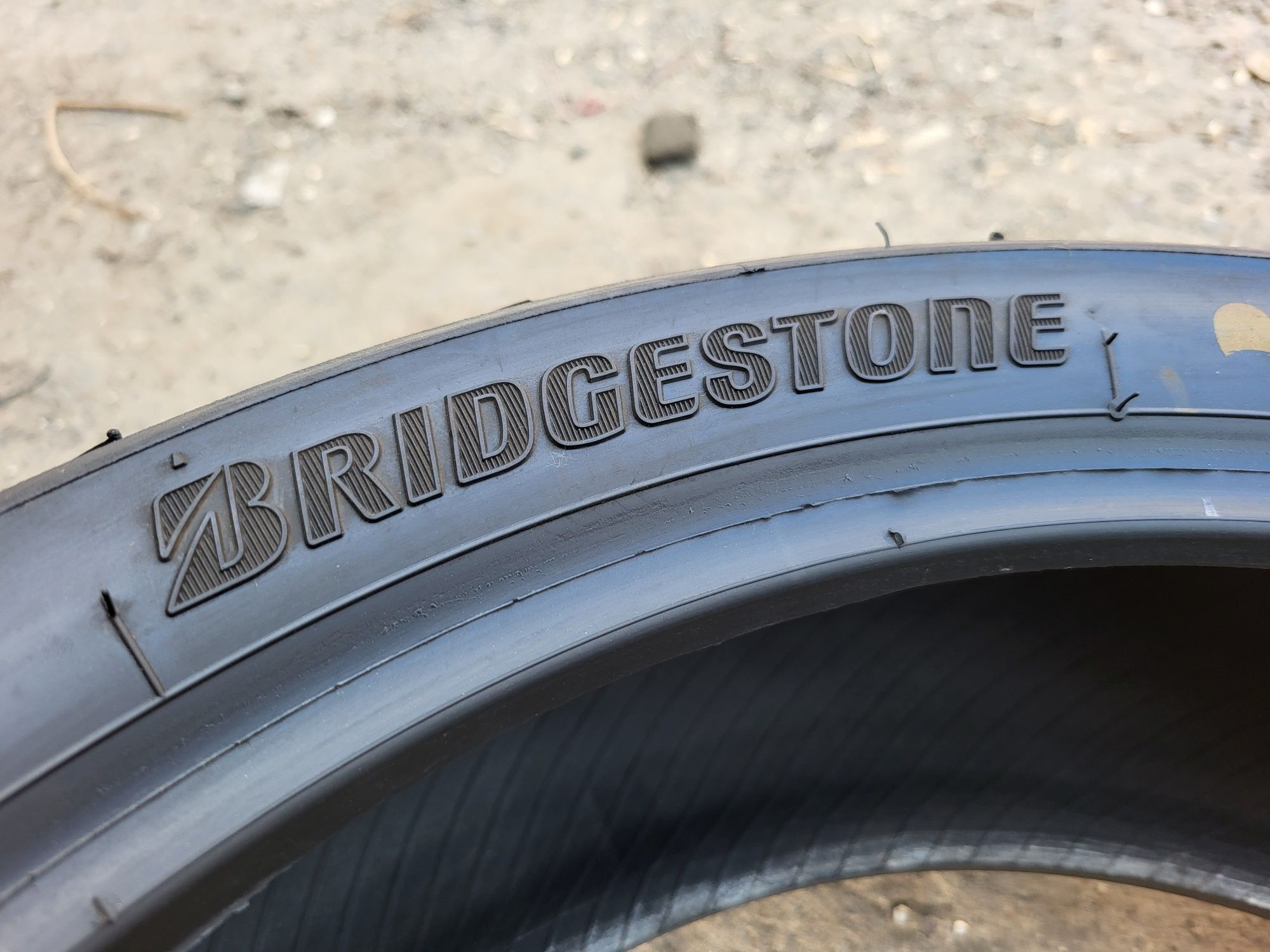 Bridgestone 180/55R17 (2023) мотошина,мотопокришка