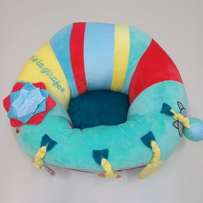 Żyrafa Sophie Siedzisko do nauki siadania otulacz B283