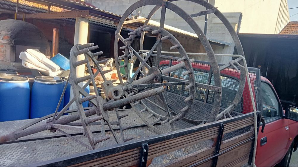 Charruas e mais pecas antigas