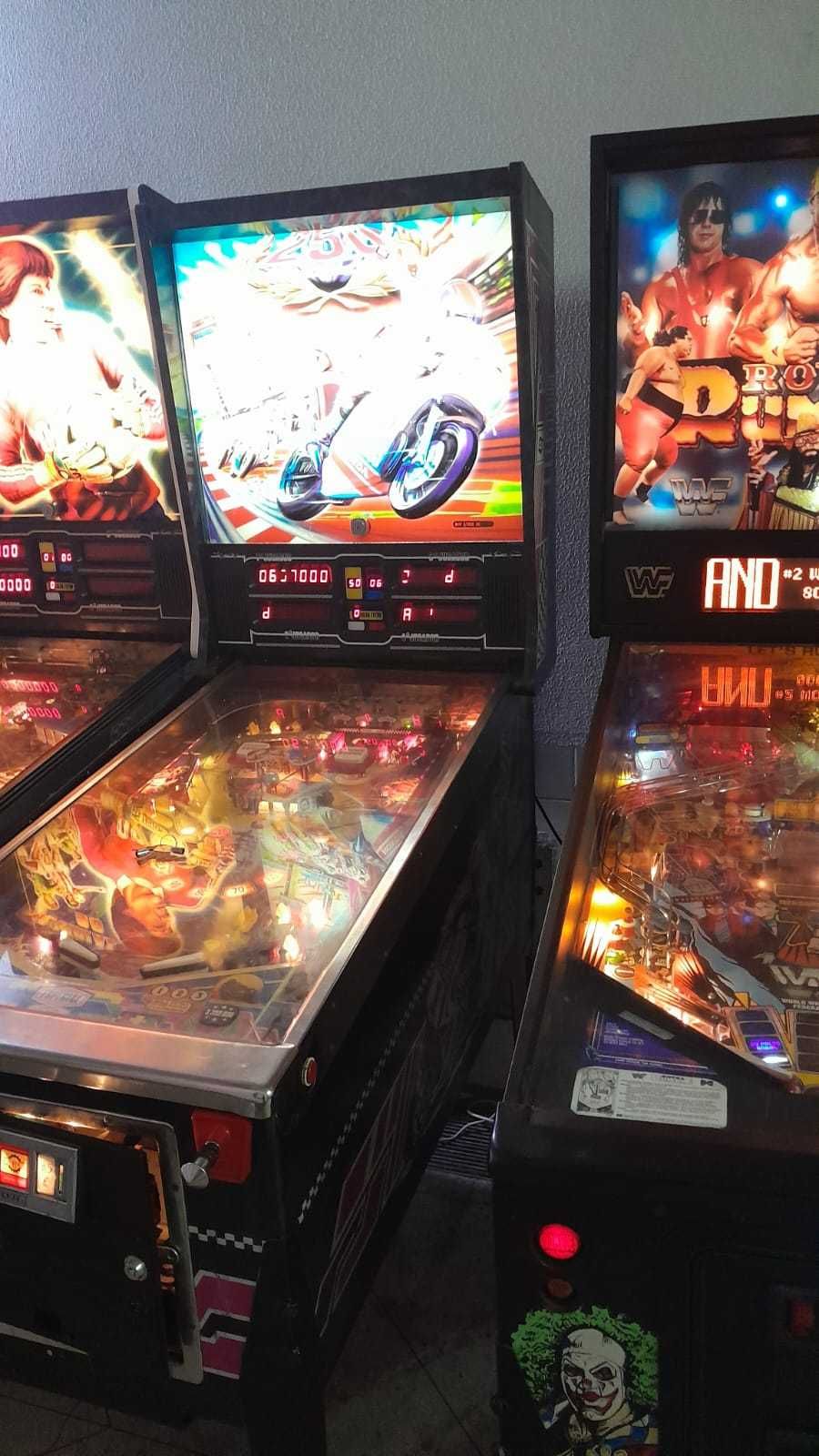 Máquinas flipper , setas etc.