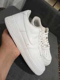 Klasyczne trampki Nike Air Force One rozmiar 39