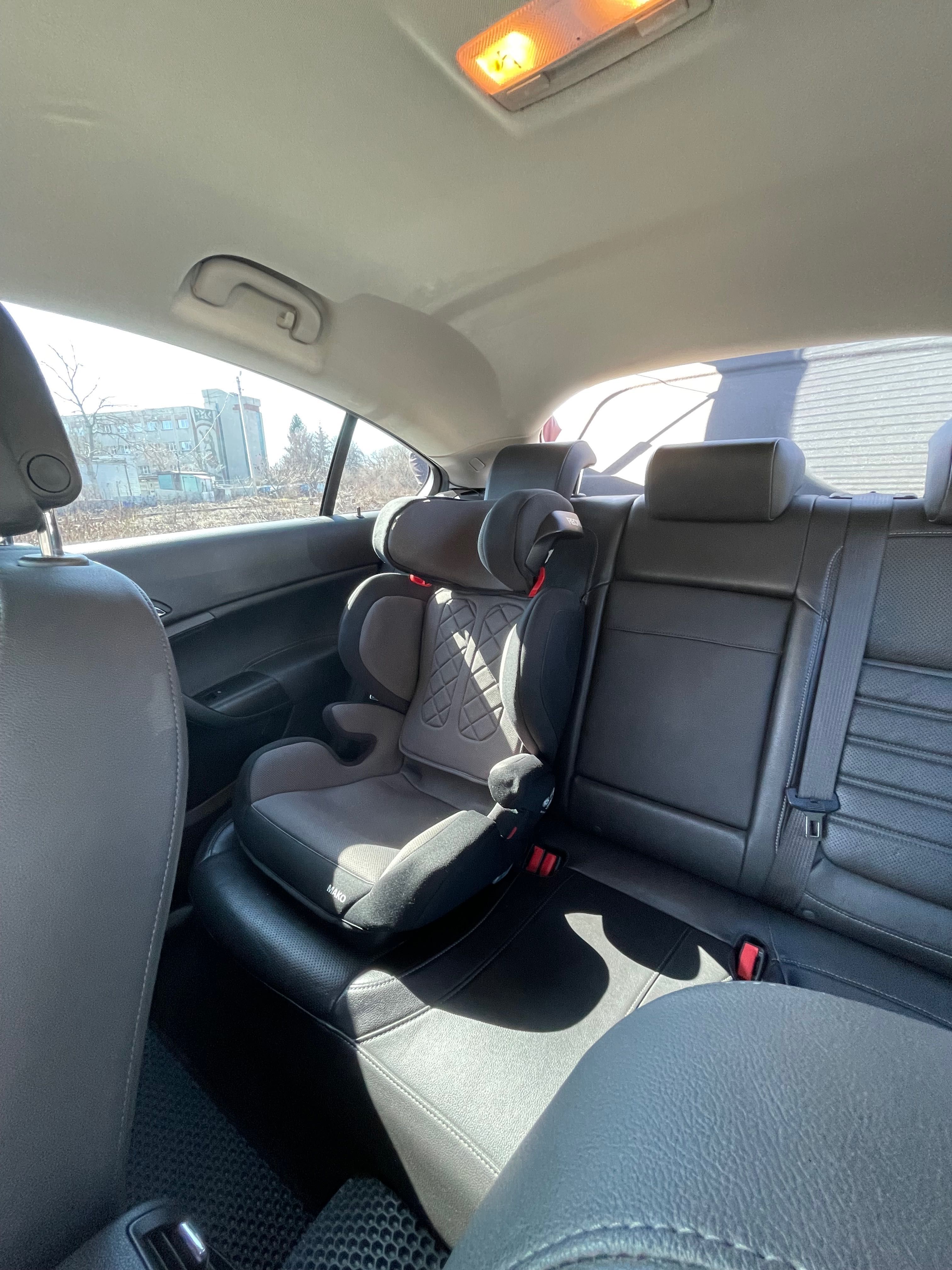 Автокрісло Recaro maco 15-36кг,  100-150cm, 3,5-12 років