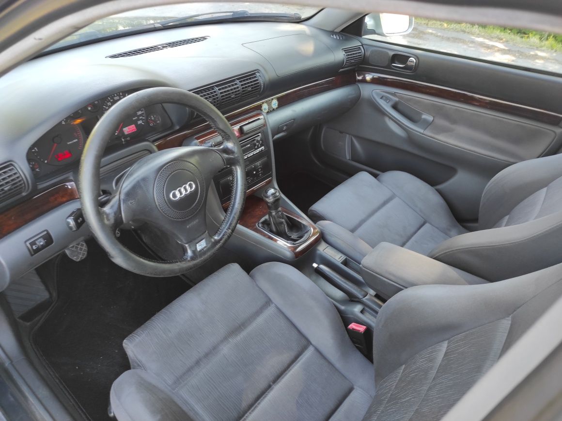Audi A4 B5 Lift 1.9 TDI 115km 2000r. Sprawna klima Przegląd na rok