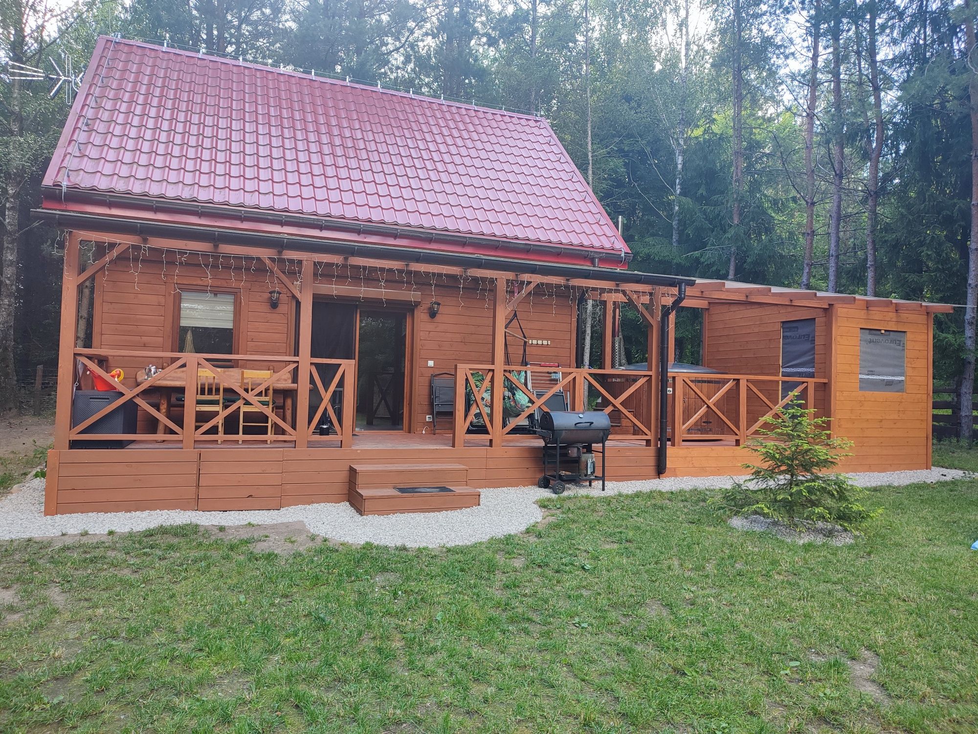 Domek na Mazurach w lesie ,blisko jeziora. Wolny termin 28.07-02.08