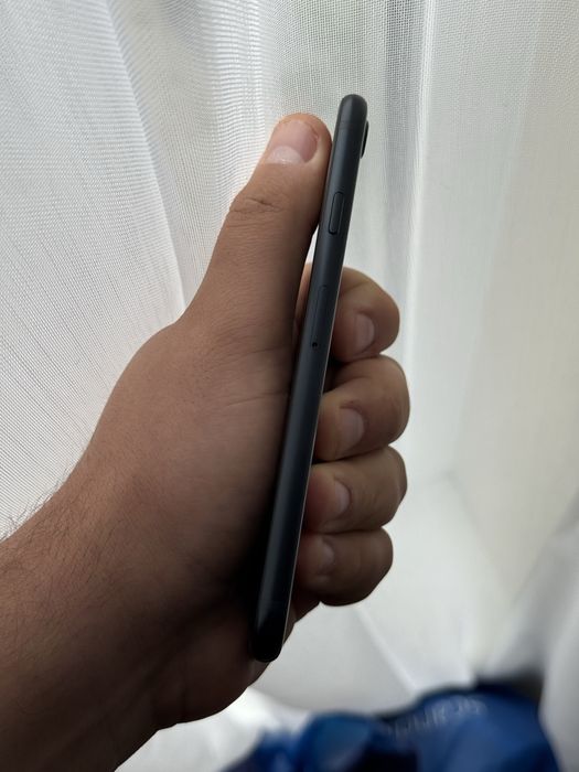 Iphone se 3 , 64 gb , neverlock , 98% акб , Айфон се 2022 , Айфон се 3