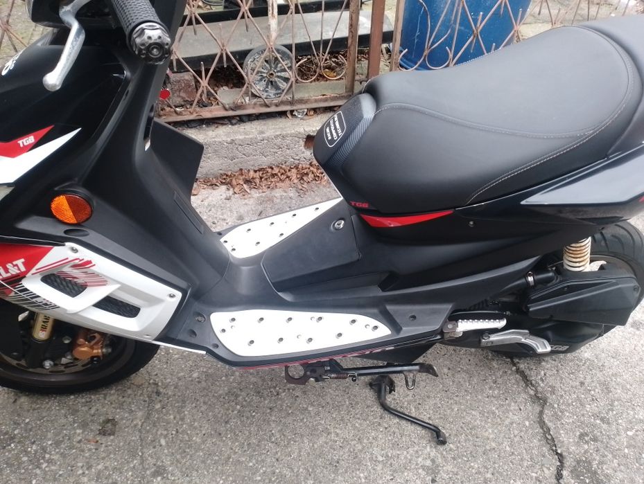 Skuter tgb sprowadzony