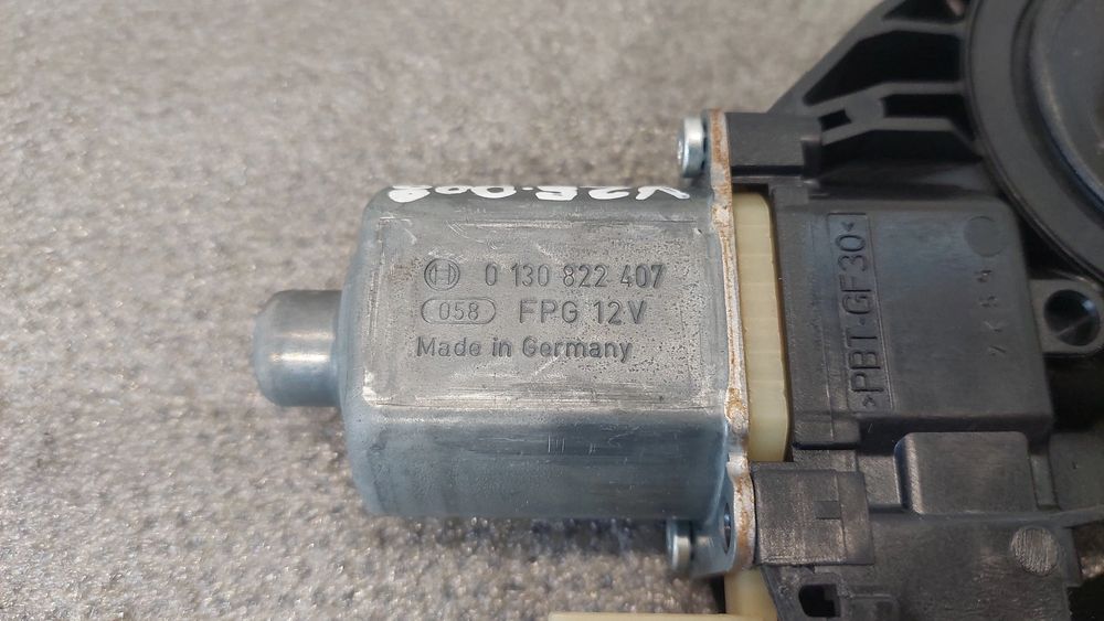 Motor vidro trás direito FORD Fiesta VI (CB1, CCN)