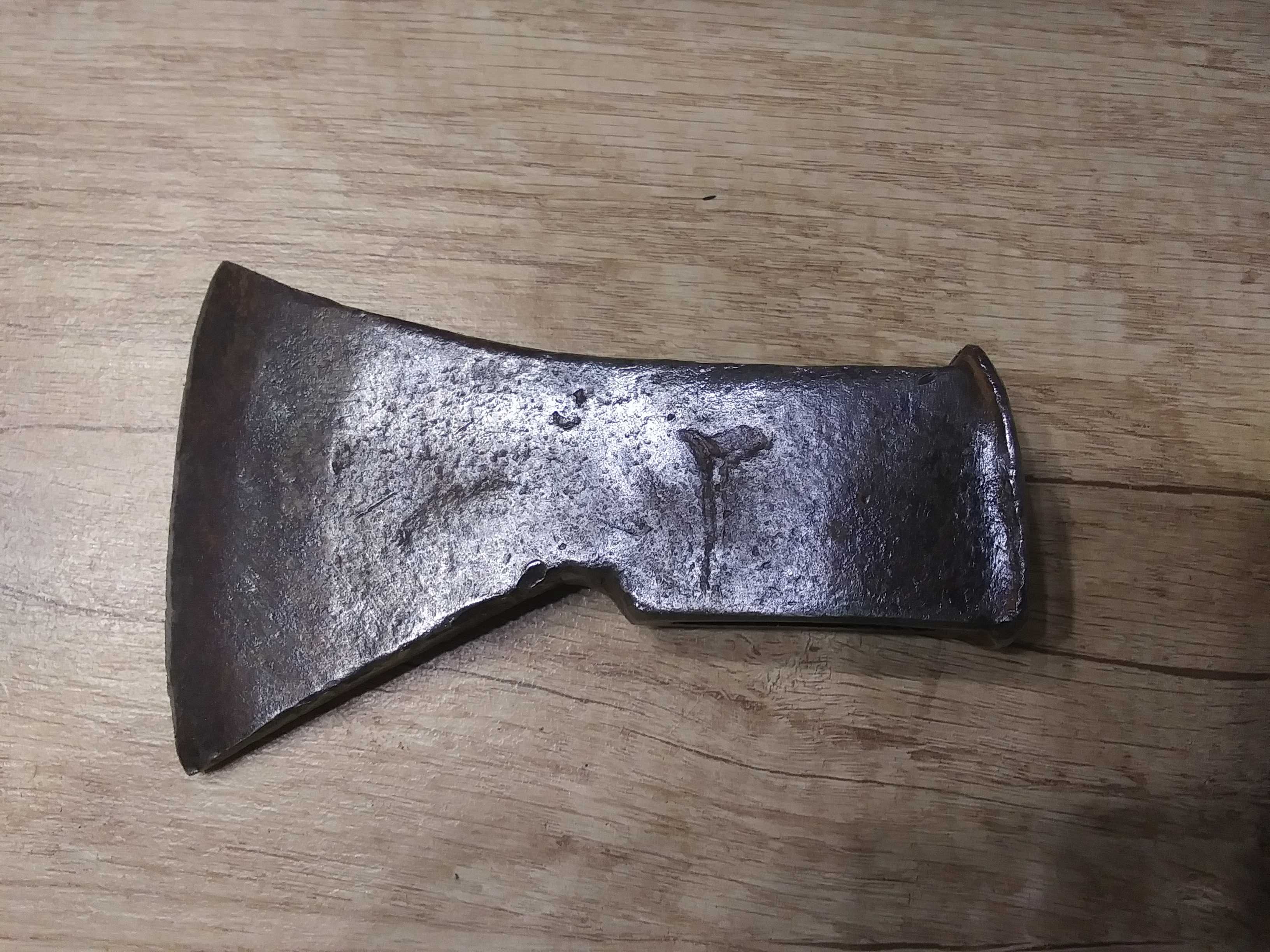 Stara siekiera 0,7 kg 700 gram polska narzedzia z PRL Kuźnia Sułkowice
