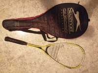 Racket to play squash in perfect condition.