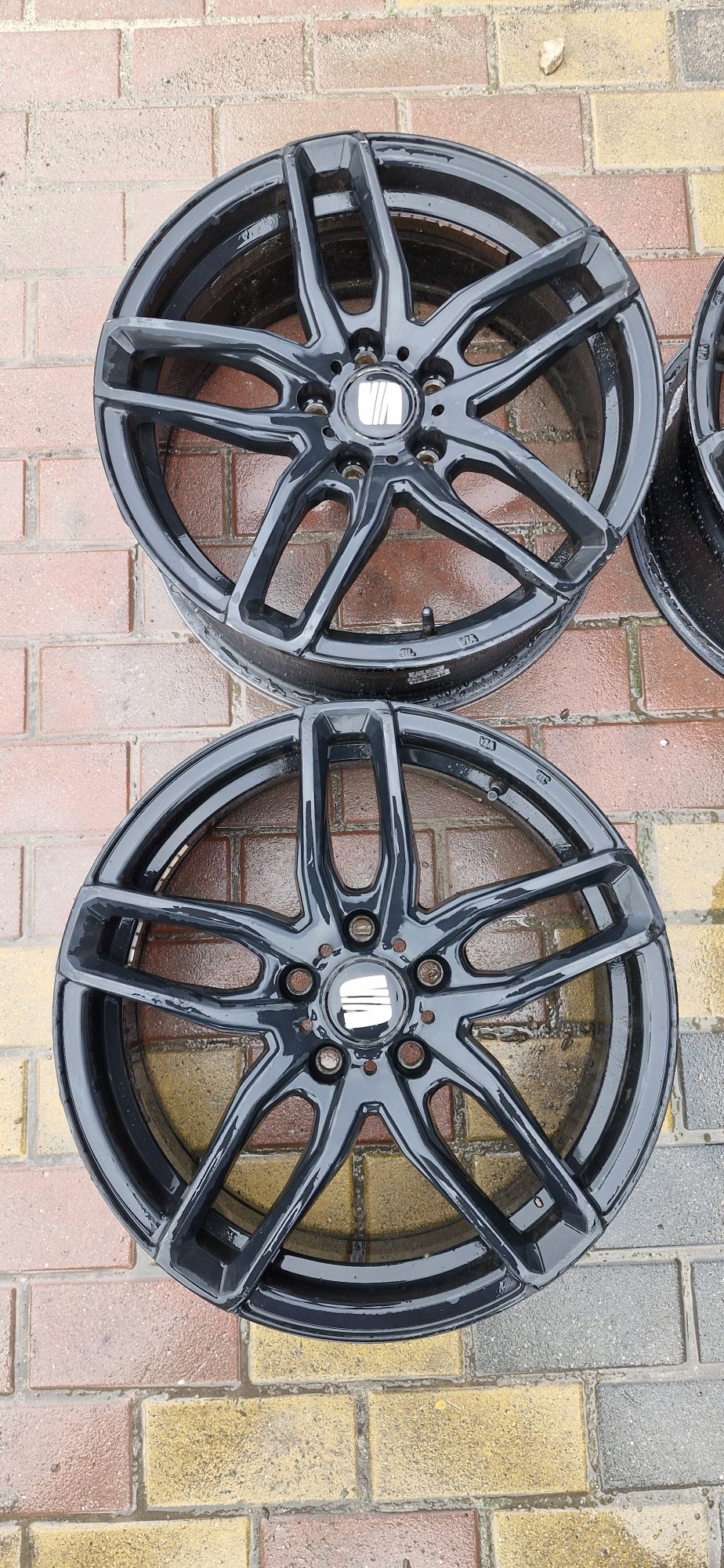 Felgi 17r 5x112 et 35  Seat. Audi skoda itd
