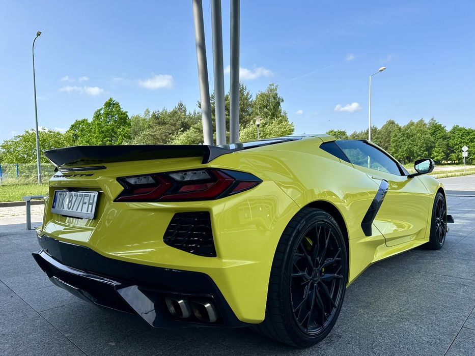 Wypożyczalnia Wynajem Samochodów Sportowych Chevrolet Corvette C8
