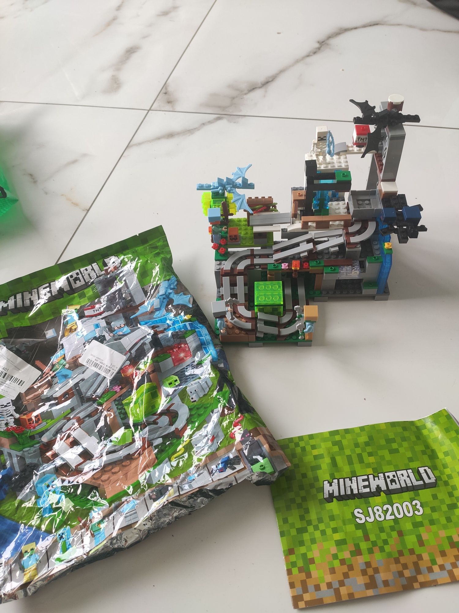 Klock jak Lego kopalnia kolejka górska 583 elementy