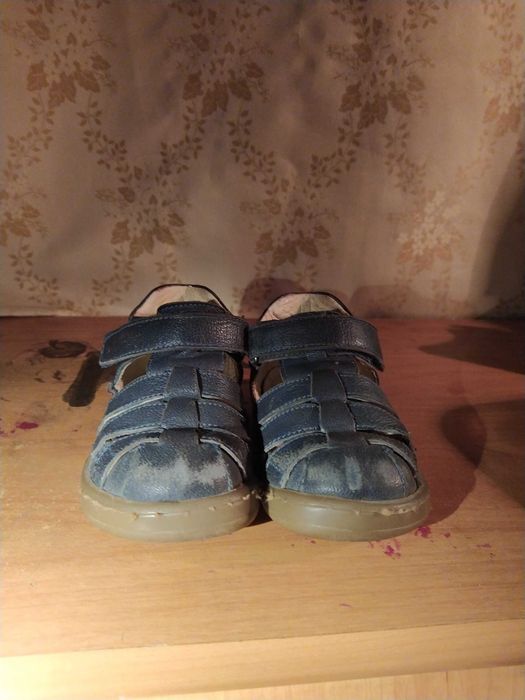 Lasocki Kids Skórzane sandały granatowe CCC rozmiar 23