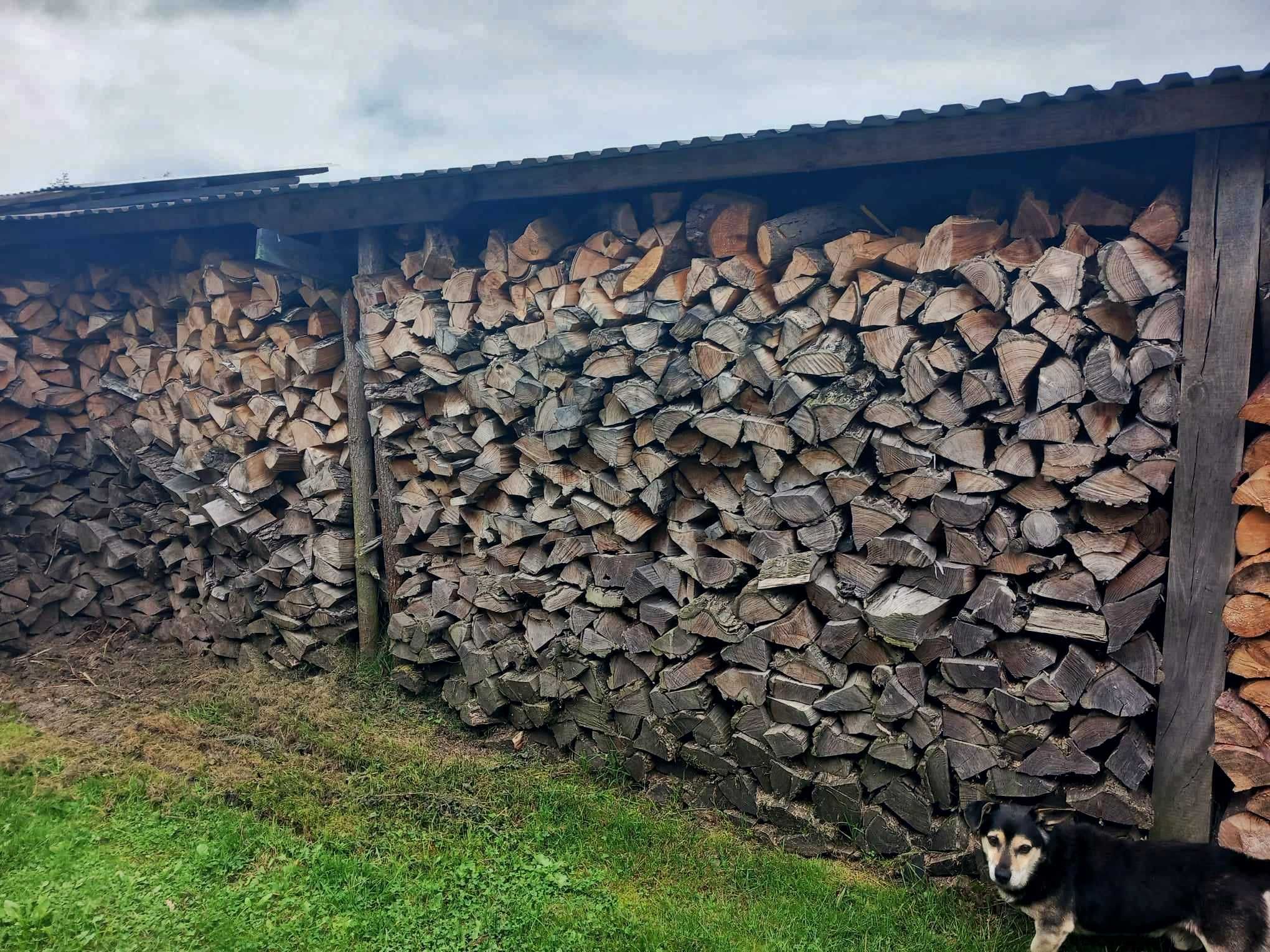 Drewno suche rąbane opałowe/kominkowe