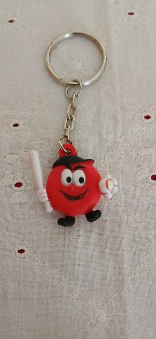 Porta-chaves Mini-babybel, antigo