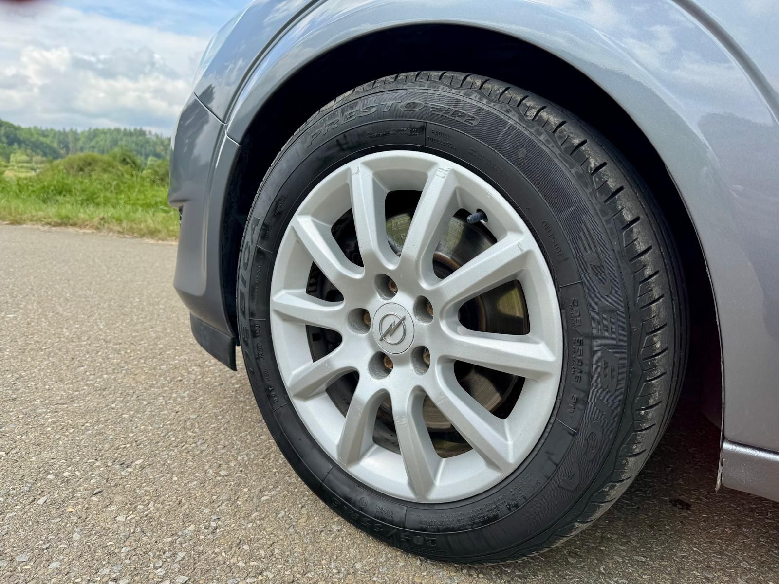 Astra H 1.9CDTI 100km ładna