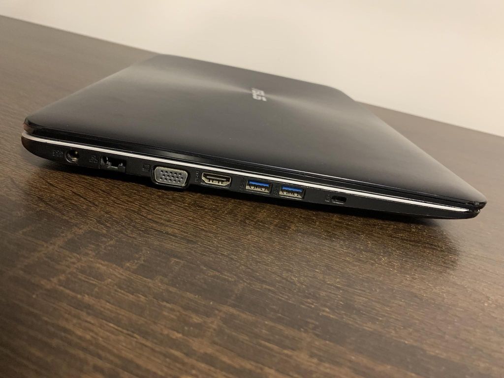 Laptop asus nie włącza się