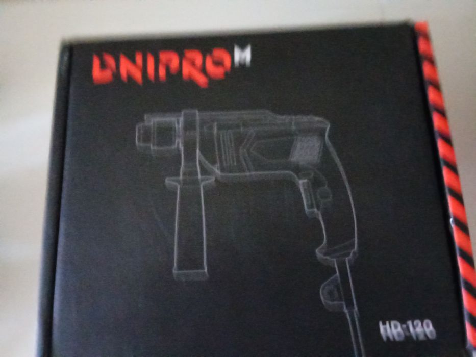 Ударная дрель Днипро -м HD-120