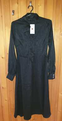 Długa czarna sukienka rozmiar xs z metką