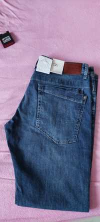 Nowe Męskie jeansy Pepe Jeans Stright Leg, Regular Fit 36/34 z metkami