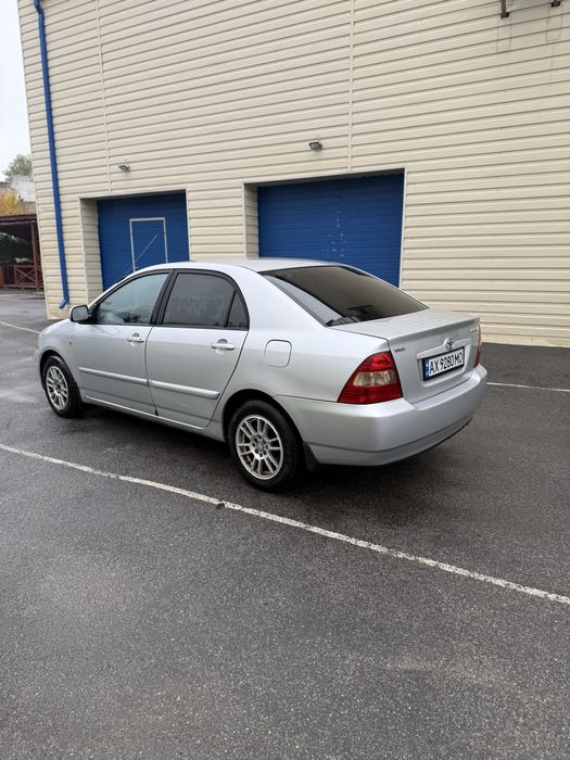 Toyota Corolla 2002 года!