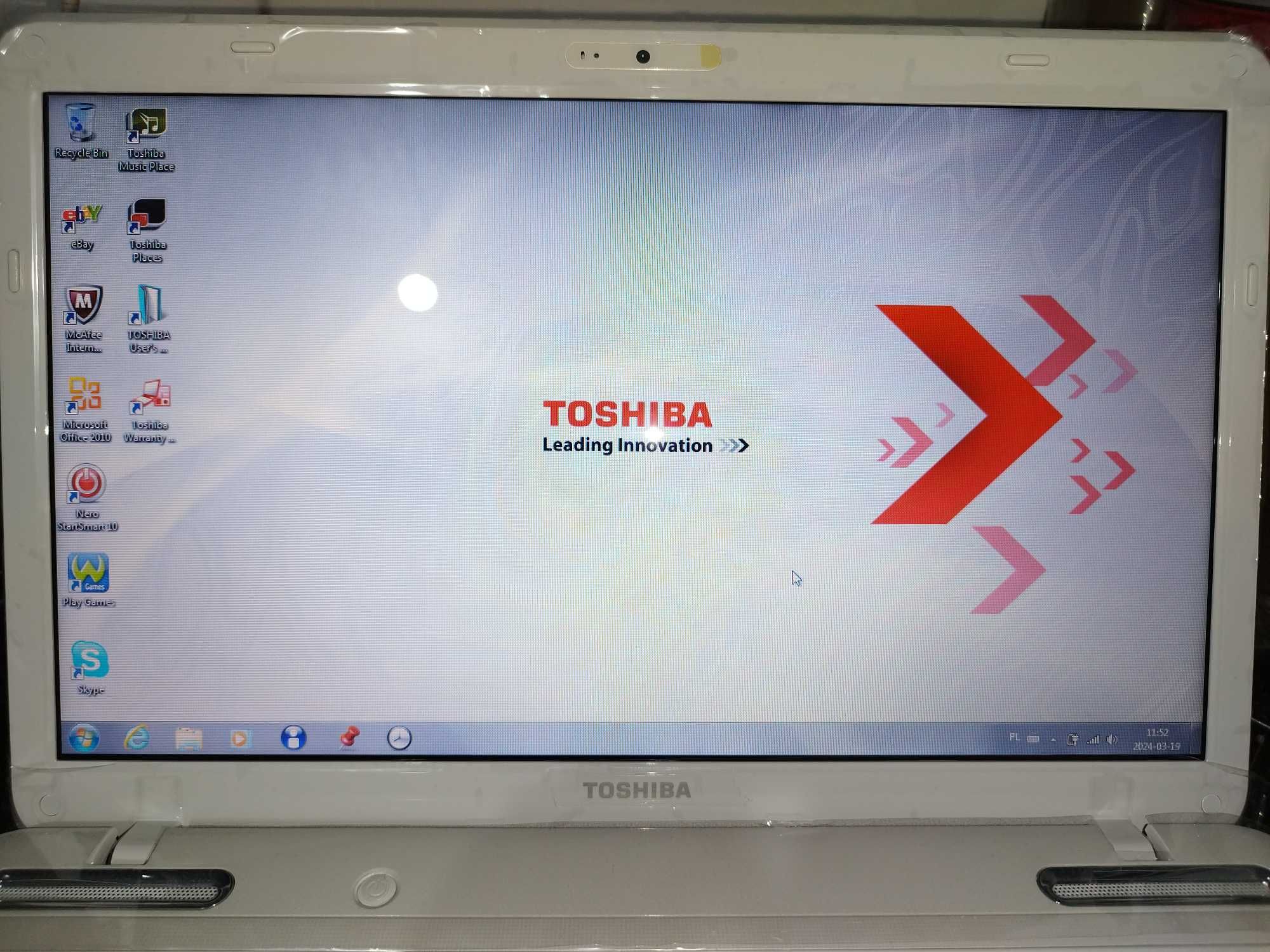 Nowy Laptop Toshiba L755D | Stan Idealny | Biały | Sprawny | Pokrowiec