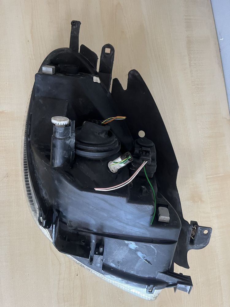ліва фара для Citroen Xsara Xsara Picasso 1999-2004