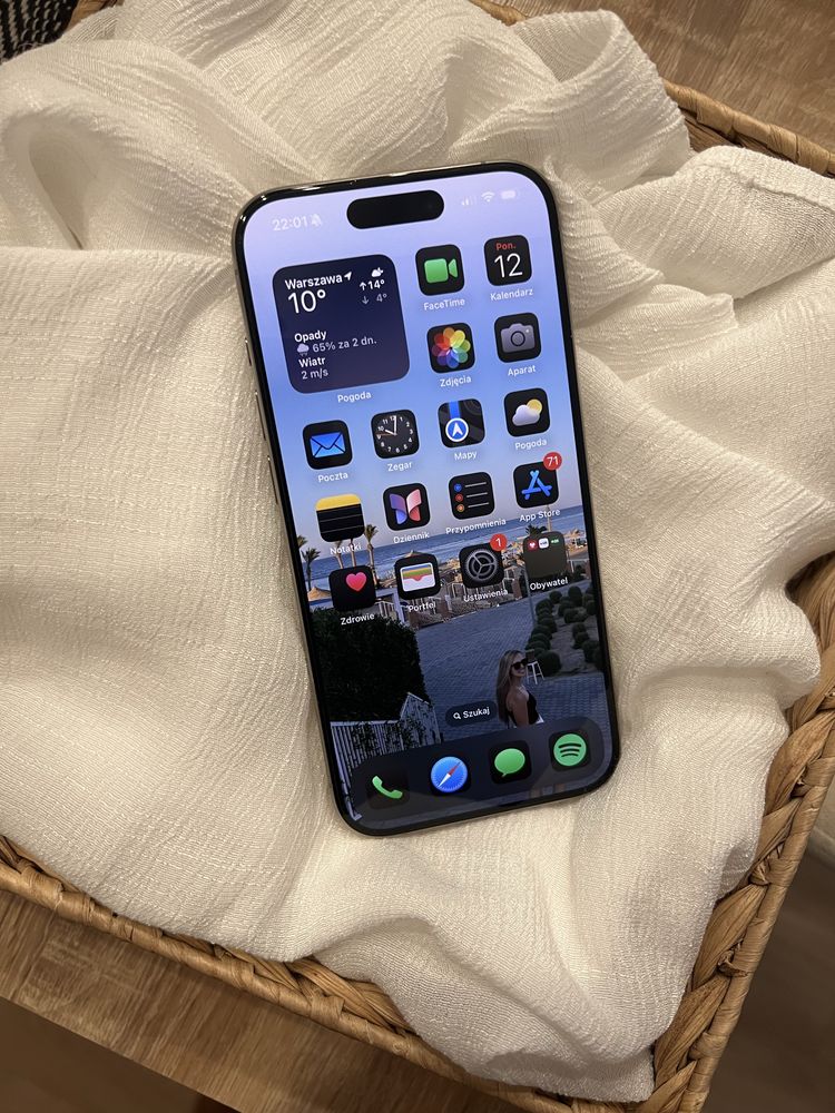 Apple iPhone 15 Pro | Naturalny tytan
