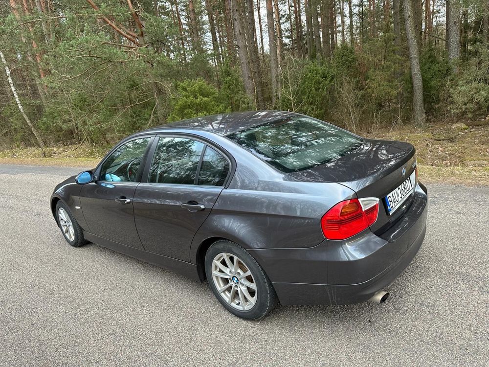 BMW  E90 2.0l benzyna + lpg opłaty na rok
