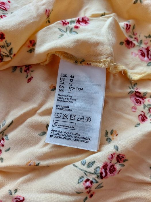 żółta sukienka w kwiaty floral wiskoza na guziki