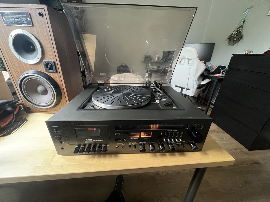 Akai AC-3800L – klasyczny zestaw Hi-Fi z gramofonem