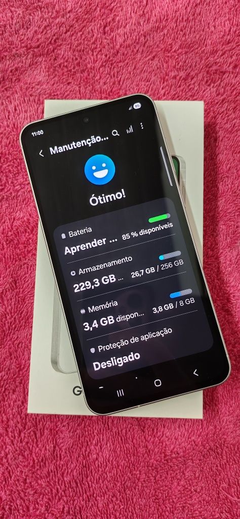 Samsung a56 . 5G. 256 GB 8+8 GB RAM LIVRE