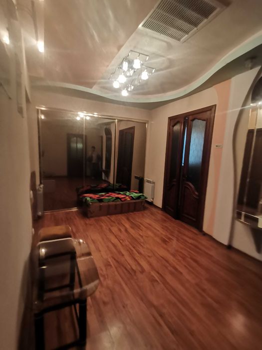 Продам два будинки р-н 28 школи Романково