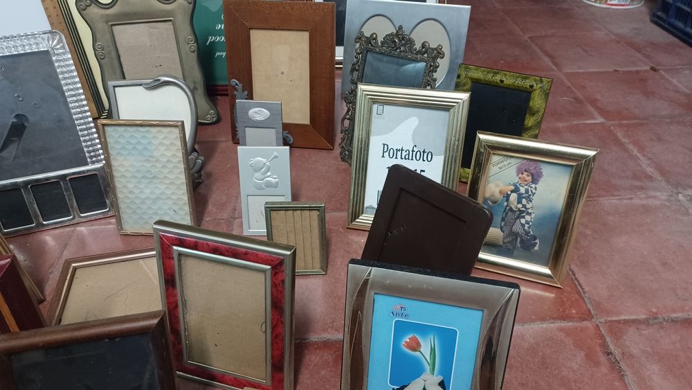 37 molduras diversas