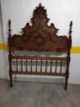 Cama de casal estilo Dom José